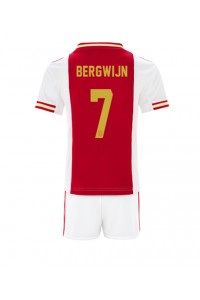 Ajax Steven Bergwijn #7 Babyklær Hjemme Fotballdrakt til barn 2022-23 Korte ermer (+ Korte bukser)